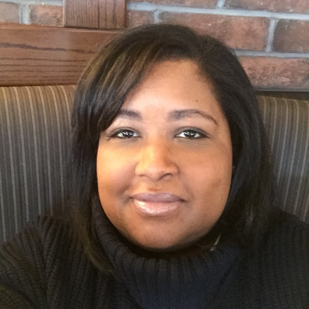 Meet your Posher, Crystal